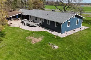 W8166 Belle Plaine Ave, Shawano, WI 54166 - Photo 11