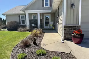 4873 W Jack Pine Ct, Appleton, WI 54913 - Photo 3