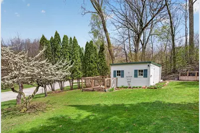 2429 Morning Star Trail, Green Bay, WI 54302 - Photo 5