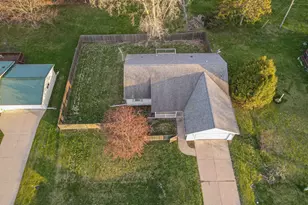 214 Mirro Dr, Gillett, WI 54124 - Photo 31
