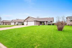 1107 Pisces Pl, De Pere, WI 54115 - Photo 33