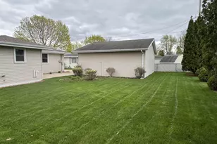 512 Jeffery St, Combined Locks, WI 54113 - Photo 17