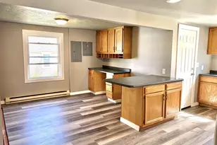 326 E Wilson Ave, Appleton, WI 54915 - Photo 7