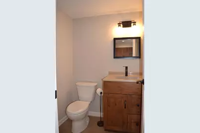 862 Castle Road, Fond du Lac, WI 54935 - Photo 9