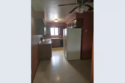 890 Bishop Court, Fond du Lac, WI 54935 - Photo 7
