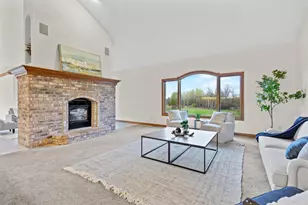 W7828 Hillview Rd, Hortonville, WI 54944 - Photo 7