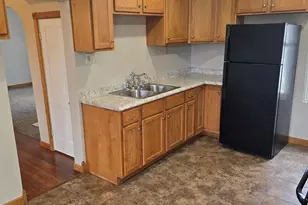 1132 Madison Ave, Marinette, WI 54143 - Photo 7
