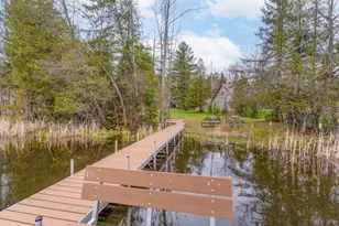 13412 Kresse Ln, Mountain, WI 54149 - Photo 5