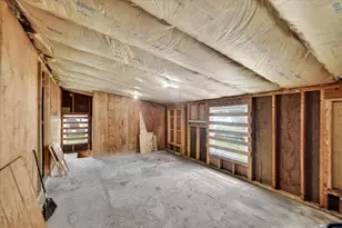 517 Abrams St, Green Bay, WI 54302 - Photo 35