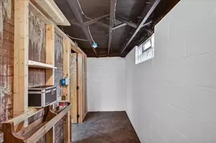 517 Abrams St, Green Bay, WI 54302 - Photo 21