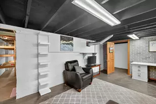517 Abrams St, Green Bay, WI 54302 - Photo 25