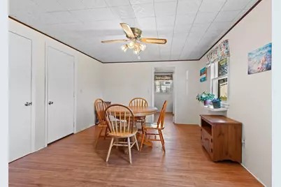 914 Rasmussen Place, Green Bay, WI 54304 - Photo 11