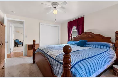 914 Rasmussen Place, Green Bay, WI 54304 - Photo 17