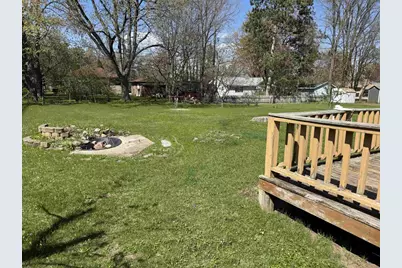 907 Park Avenue, Waupaca, WI 54981 - Photo 3