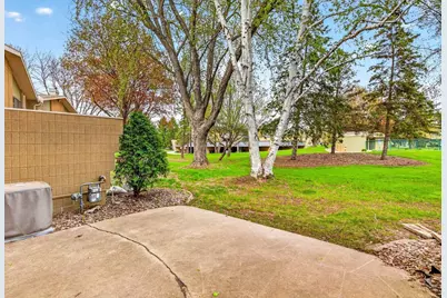 1237 Nicolet Cercle, Appleton, WI 54914 - Photo 39