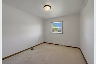 422 Silver Spring Drive, Green Bay, WI 54303 - Photo 27
