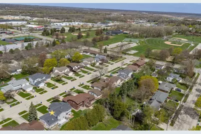 422 Silver Spring Drive, Green Bay, WI 54303 - Photo 45