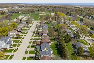 422 Silver Spring Drive, Green Bay, WI 54303 - Photo 7