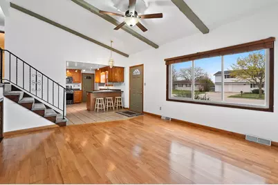 860 Fribourg Street, De Pere, WI 54115 - Photo 9