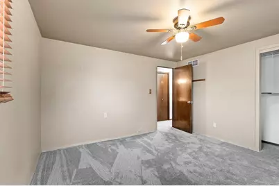 860 Fribourg Street, De Pere, WI 54115 - Photo 15