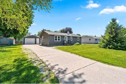 634 Memory Avenue, Green Bay, WI 54301 - Photo 7
