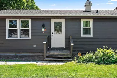 634 Memory Avenue, Green Bay, WI 54301 - Photo 3