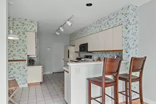 10 Lawrence Ct, Appleton, WI 54911 - Photo 5