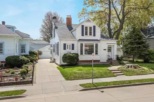 1119 Parkway Ave, Oshkosh, WI 54901 - Photo 1