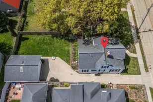 1119 E Parkway Ave, Oshkosh, WI 54901 - Photo 3
