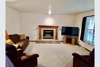 16279 Crestview Drive, Riverview, WI 54149 - Photo 9