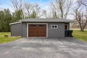 616 Neenah Ave, Sturgeon Bay, WI 54235 - Photo 51