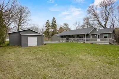 616 Neenah Avenue, Sturgeon Bay, WI 54235 - Photo 7