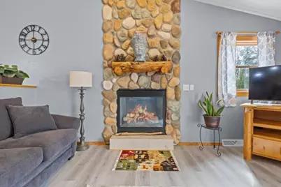 616 Neenah Avenue, Sturgeon Bay, WI 54235 - Photo 15