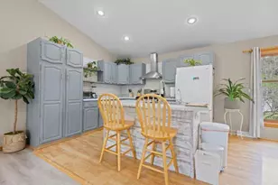 616 Neenah Ave, Sturgeon Bay, WI 54235 - Photo 17