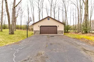 W1724 River Oaks Dr, Marinette, WI 54143 - Photo 57