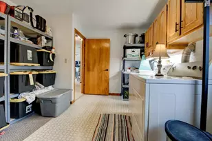 W1724 River Oaks Dr, Marinette, WI 54143 - Photo 35