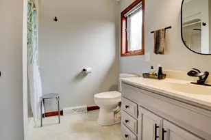 W1724 River Oaks Dr, Marinette, WI 54143 - Photo 25