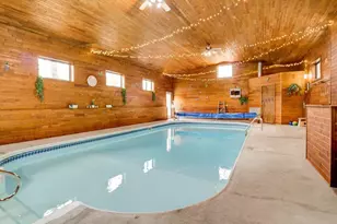 W1724 River Oaks Dr, Marinette, WI 54143 - Photo 47