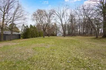 628 Neenah Avenue, Sturgeon Bay, WI 54235 - Photo 3