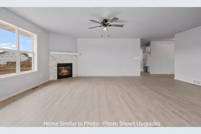 1731 Betty Jean Lane, Green Bay, WI 54313 - Photo 5