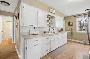 1802 S Adams St, Appleton, WI 54915 - Photo 11
