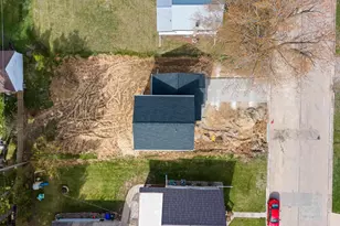 112 Law St, New London, WI 54961 - Photo 5