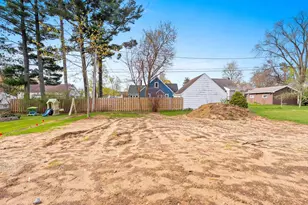 112 Law St, New London, WI 54961 - Photo 31