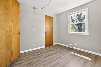 1432 Evans Street, Oshkosh, WI 54901 - Photo 15