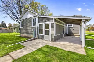 1432 Evans St, Oshkosh, WI 54901 - Photo 33