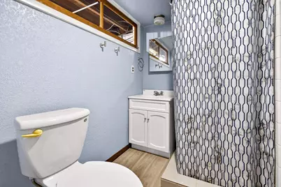 1432 Evans Street, Oshkosh, WI 54901 - Photo 25