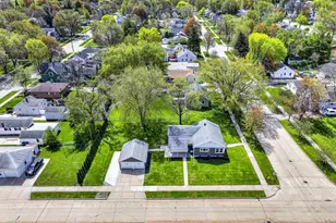 1432 Evans St, Oshkosh, WI 54901 - Photo 43
