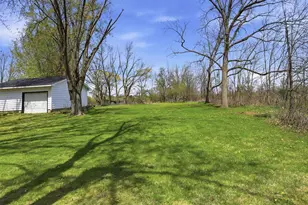 3288 Oakridge Rd, Neenah, WI 54956 - Photo 25