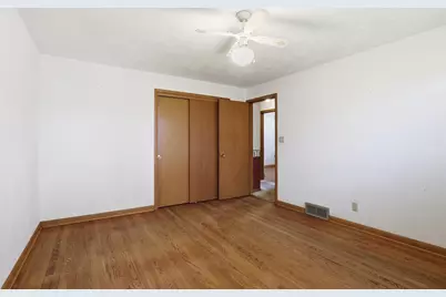 3288 Oakridge Road, Neenah, WI 54956 - Photo 15