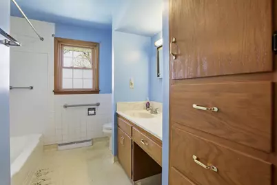 3288 Oakridge Road, Neenah, WI 54956 - Photo 17